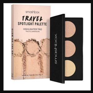 Smashbox travel spotlight palette highlighter trio